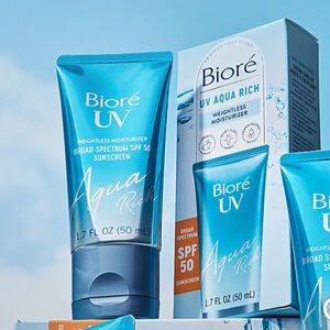 Biore UV Aqua Rich SPF 50 Weightless Moisturizer - Blue